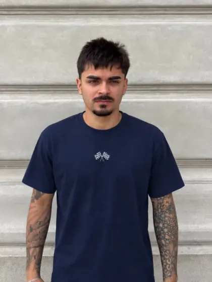 Remera Basica Flag bordad